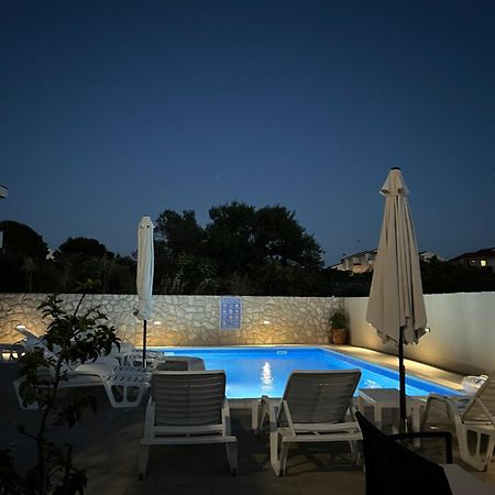 Villa Marija ノヴァリャ エクステリア 写真