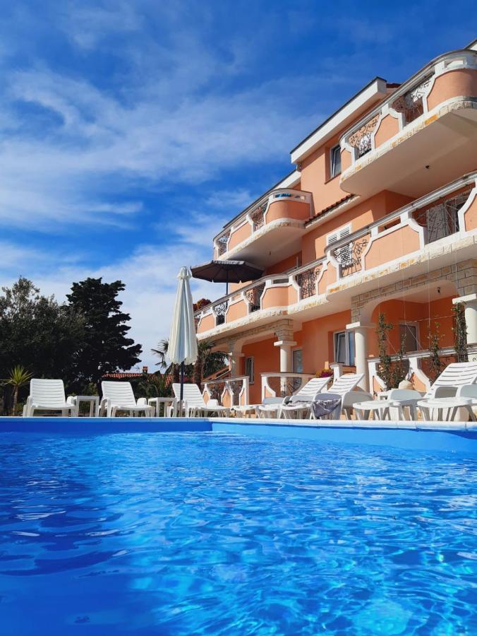 Villa Marija ノヴァリャ エクステリア 写真