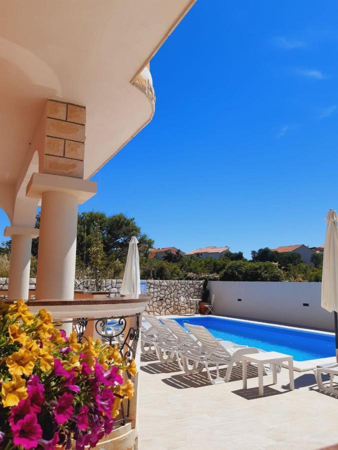 Villa Marija ノヴァリャ エクステリア 写真