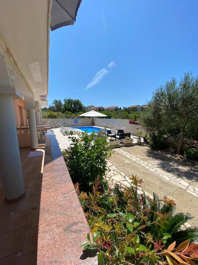 Villa Marija ノヴァリャ エクステリア 写真